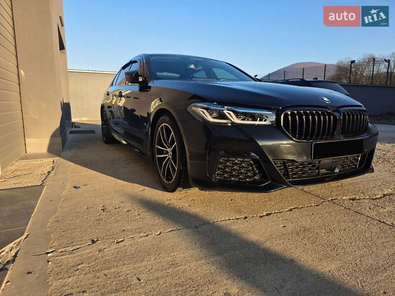 Седан BMW 5 Series 2023 в Тячеве
