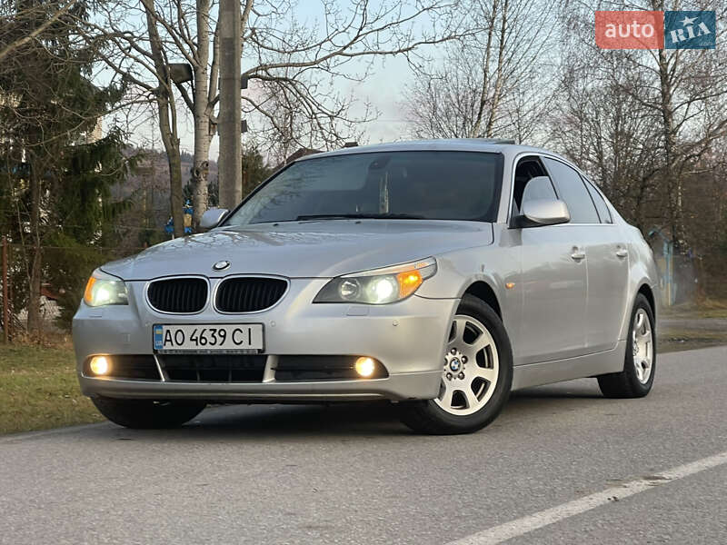 Седан BMW 5 Series 2004 в Турці Седан BMW 5 Series 2004 в Турці