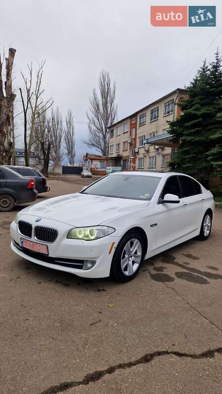 Седан BMW 5 Series 2012 в Николаеве