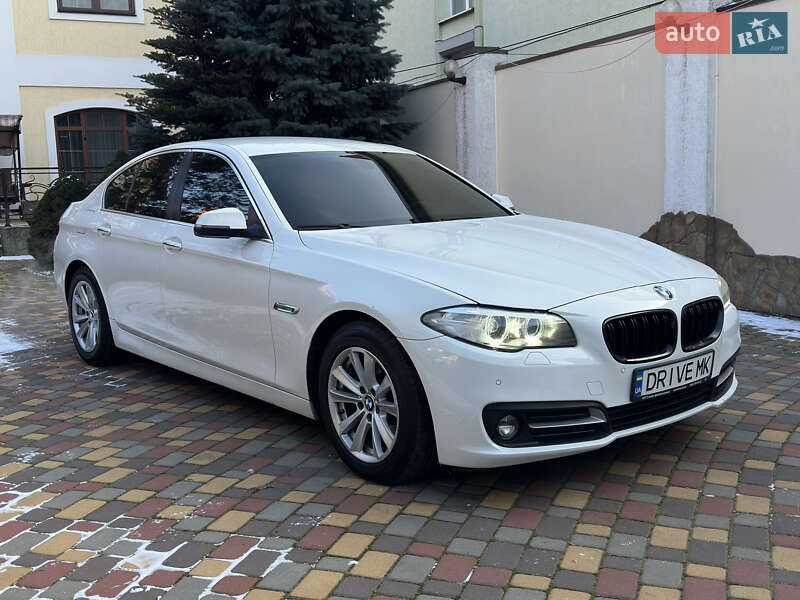Седан BMW 5 Series 2016 в Николаеве