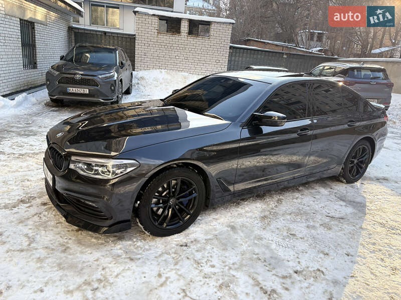 Седан BMW 5 Series 2018 в Киеве
