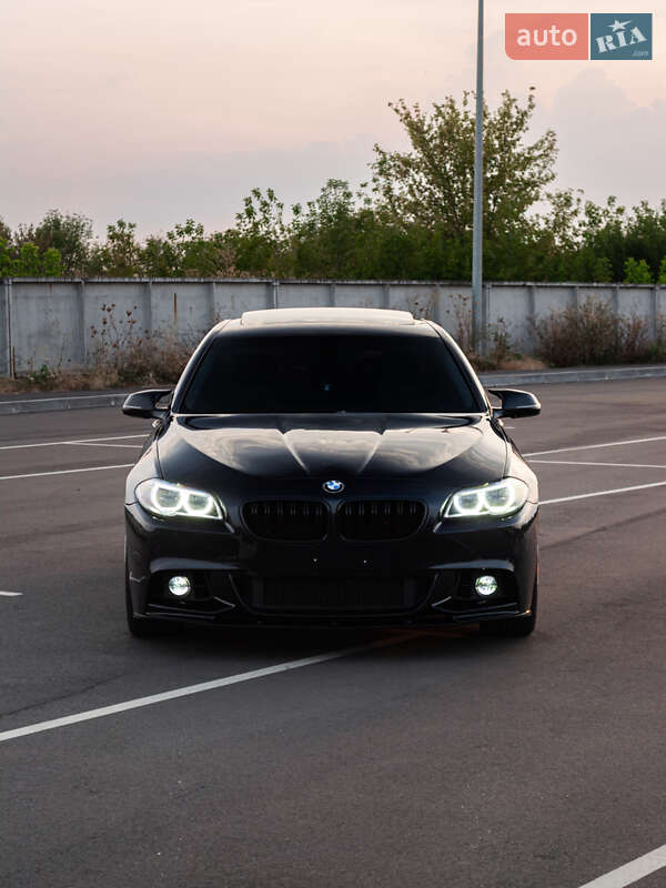 Седан BMW 5 Series 2013 в Тернополе Седан BMW 5 Series 2013 в Тернополе
