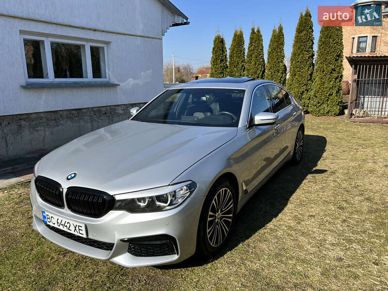 Седан BMW 5 Series 2017 в Львове