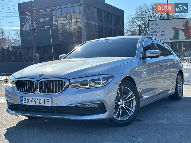 Седан BMW 5 Series 2017 в Хмельницком