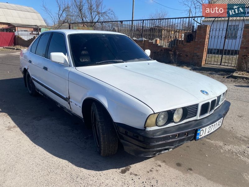 Седан BMW 5 Series 1991 в Ромнах Седан BMW 5 Series 1991 в Ромнах