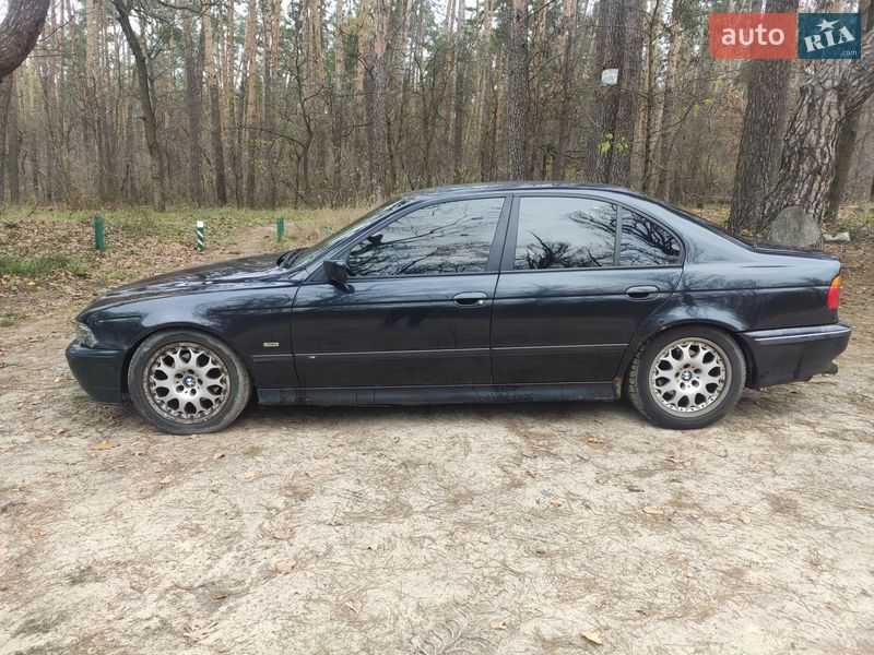 Седан BMW 5 Series 1997 в Киеве