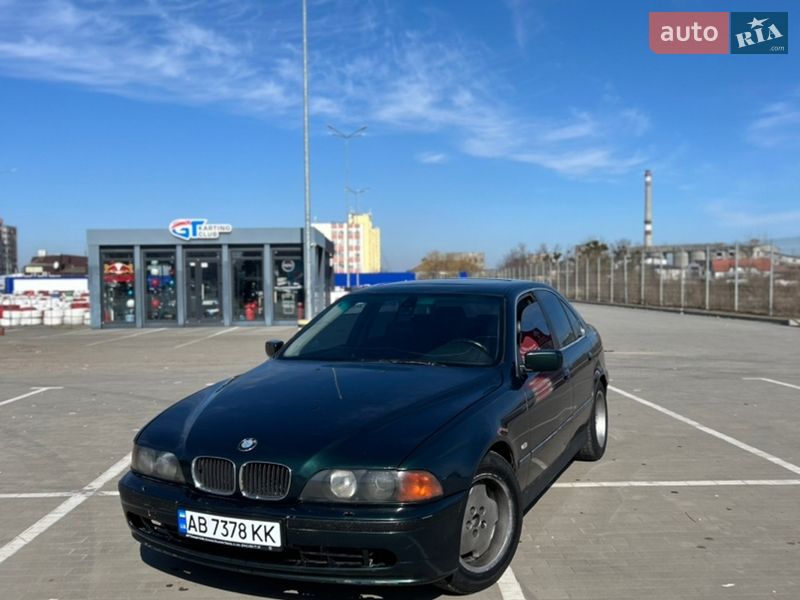 Седан BMW 5 Series 1998 в Калиновке