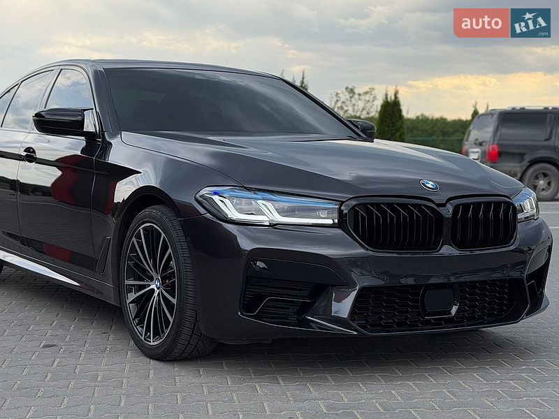 Седан BMW 5 Series 2019 в Черновцах