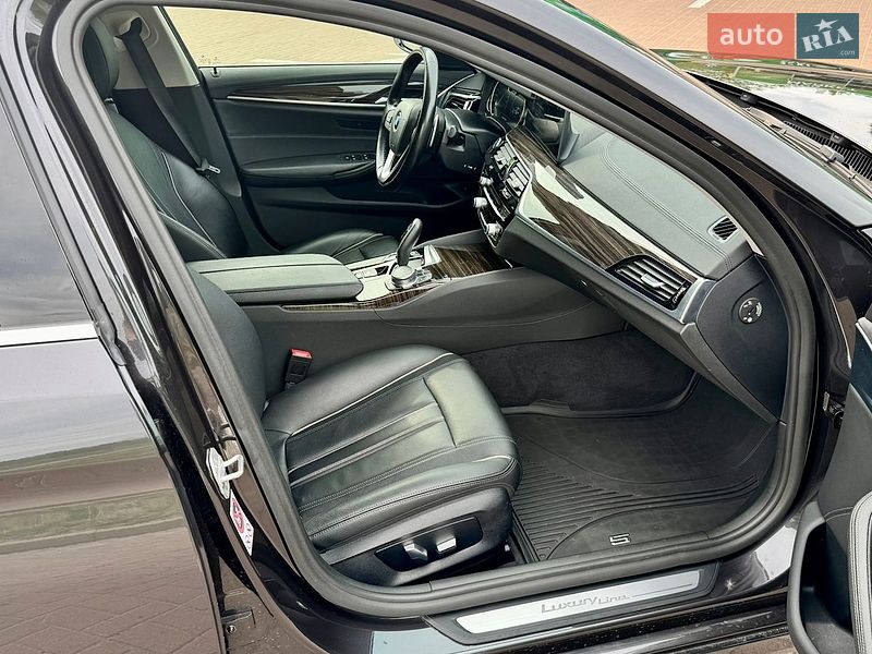 Седан BMW 5 Series 2017 в Киеве