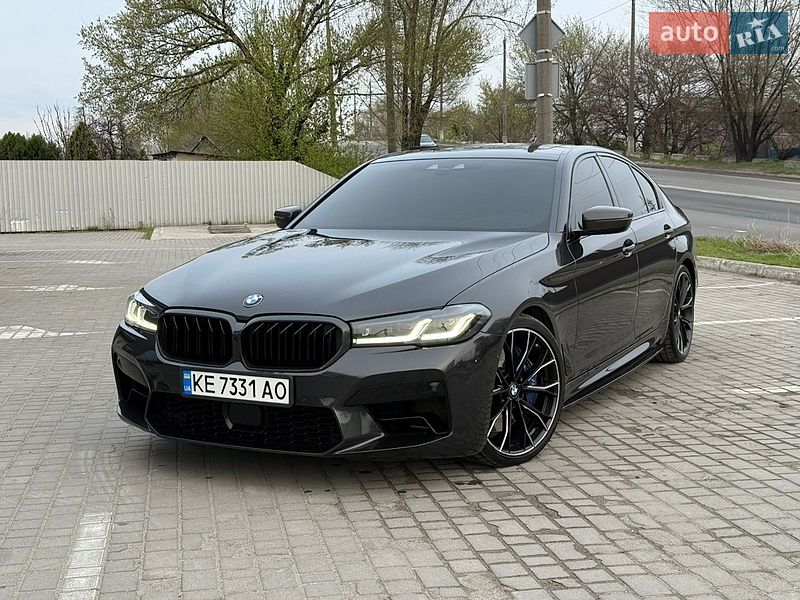 Седан BMW 5 Series 2017 в Днепре Седан BMW 5 Series 2017 в Днепре