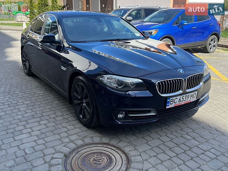 Седан BMW 5 Series 2016 в Львове