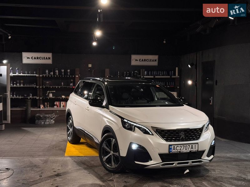 Внедорожник / Кроссовер Peugeot 5008 2018 в Луцке