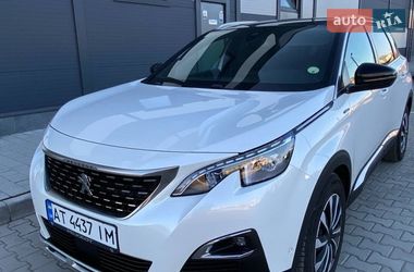 Позашляховик / Кросовер Peugeot 5008 2017 в Калуші