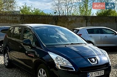 Мікровен Peugeot 5008 2010 в Стрию
