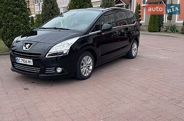 Мікровен Peugeot 5008 2010 в Стрию