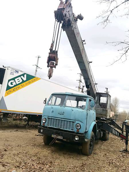 Автокран МАЗ 501 1986 в Киеве Автокран МАЗ 501 1986 в Киеве