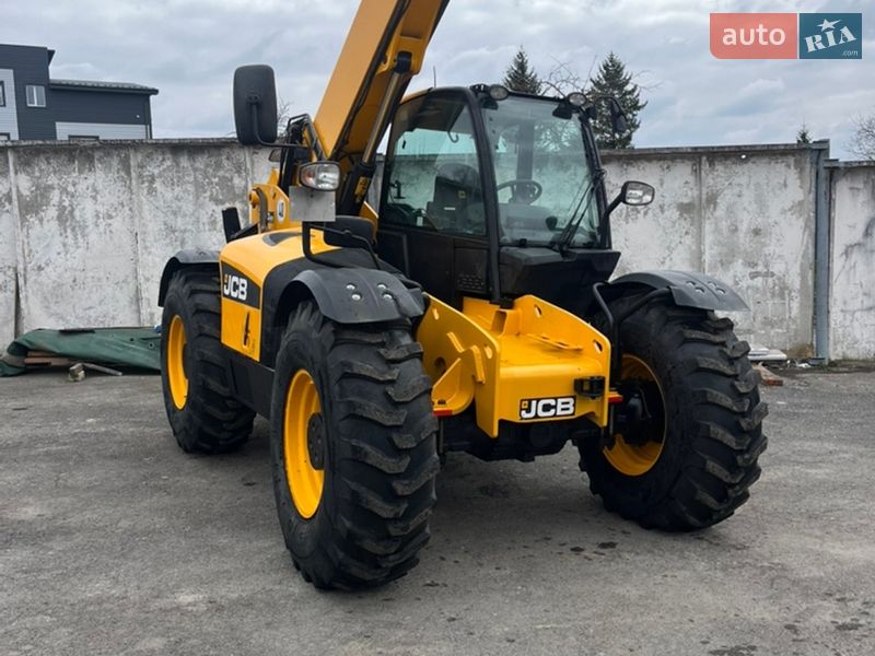 Телескопічні навантажувачі JCB 550-80 2012 в Тернополі