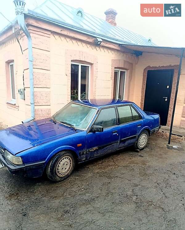 Седан Mazda 626 1987 в Лысой Горе