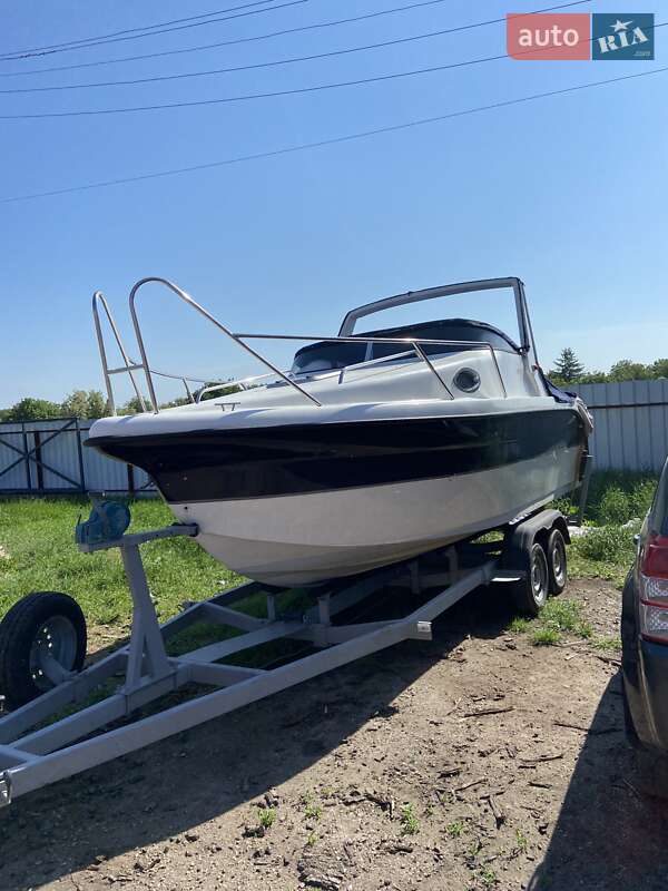 Катер Delfin (Дельфин) 650 2013 в Білій Церкві Катер Delfin (Дельфин) 650 2013 в Білій Церкві