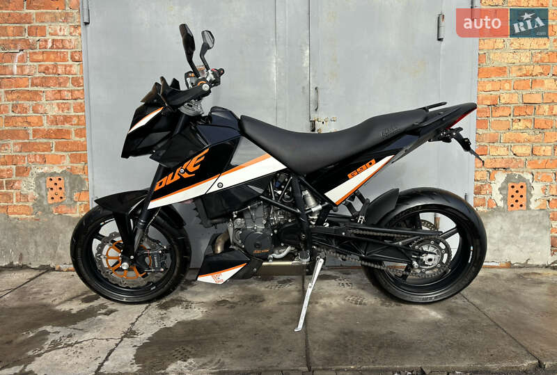 Мотоцикл Без обтекателей (Naked bike) KTM 690 Duke 2011 в Сумах Мотоцикл Без обтекателей (Naked bike) KTM 690 Duke 2011 в Сумах