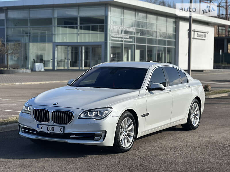 Седан BMW 7 Series 2012 в Ровно