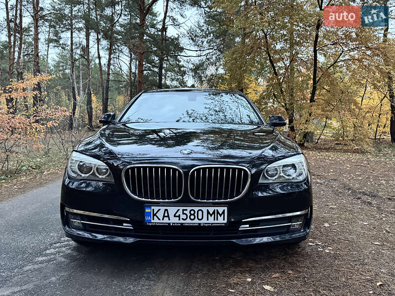 Седан BMW 7 Series 2015 в Киеве