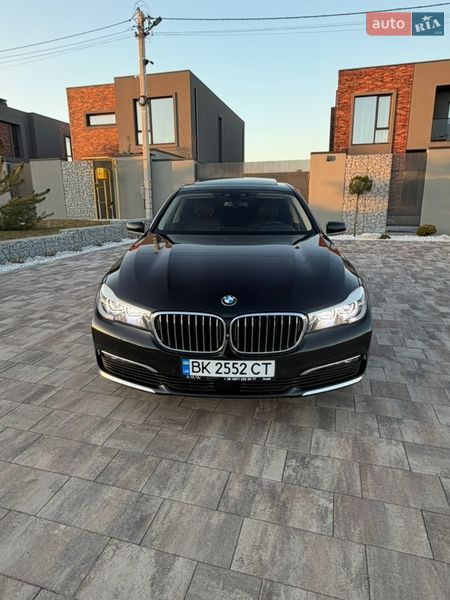 Седан BMW 7 Series 2016 в Ровно