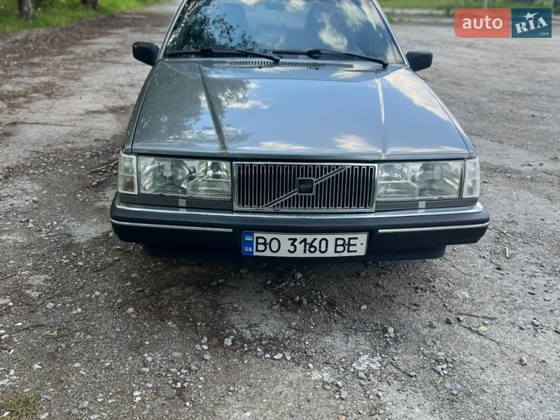 Седан Volvo 740 1990 в Копычинце