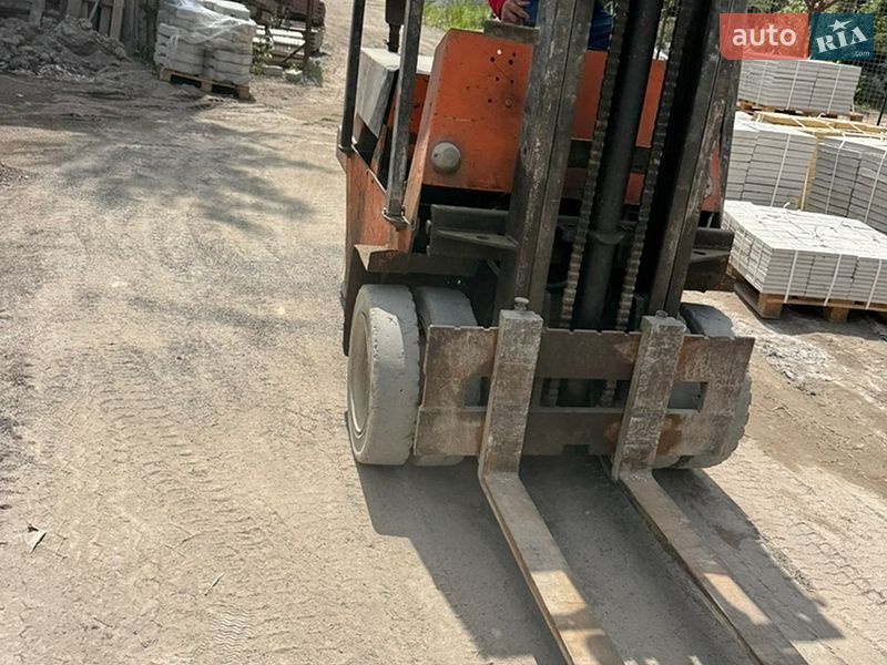Фронтальный погрузчик RAK 7 1997 в Львове