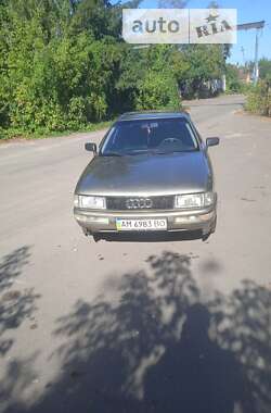 Седан Audi 80 1991 в Олевську