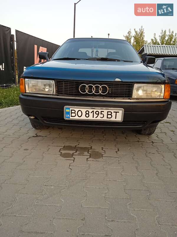 Седан Audi 80 1987 в Чорткове
