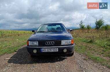 Седан Audi 80 1991 в Іршаві