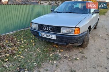 Седан Audi 80 1988 в Білогір'ї Седан Audi 80 1988 в Білогір'ї
