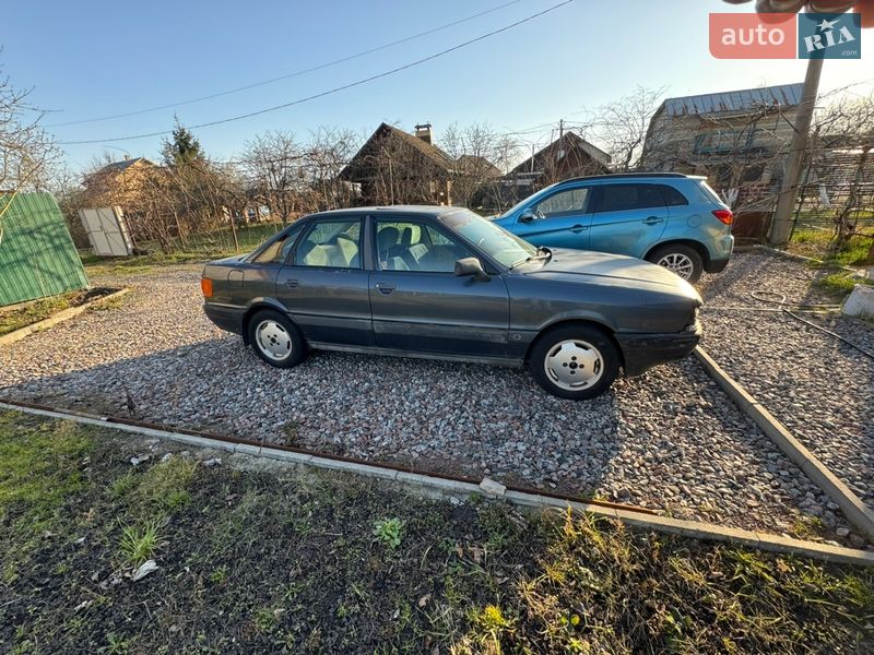 Седан Audi 80 1989 в Киеве