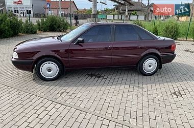 Седан Audi 80 1993 в Мукачевому
