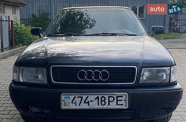 Седан Audi 80 1993 в Виноградові