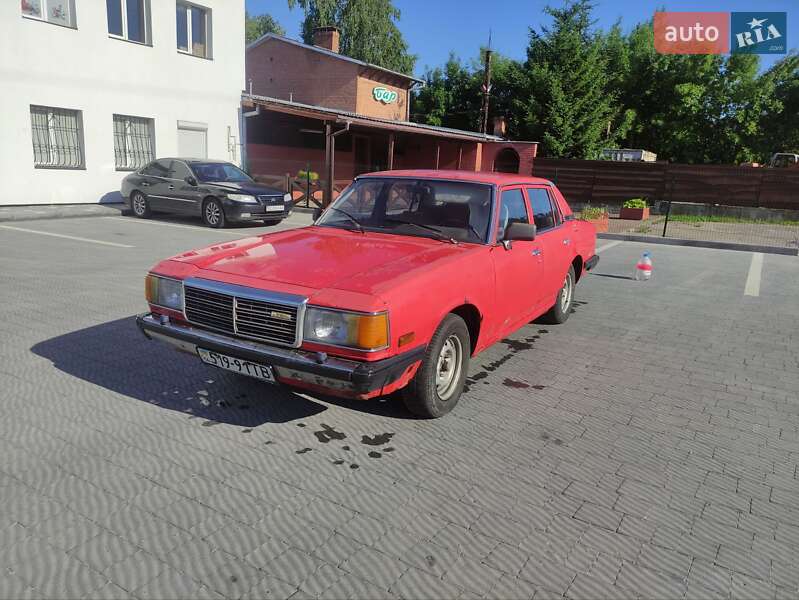 Седан Mazda 929 1981 в Львове