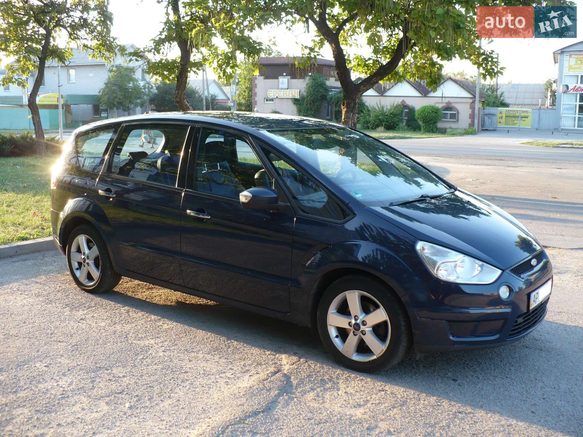Ford S-Max 2008 VIN WF0SXXGBWS8C42138 фото оголошення 2 з 17