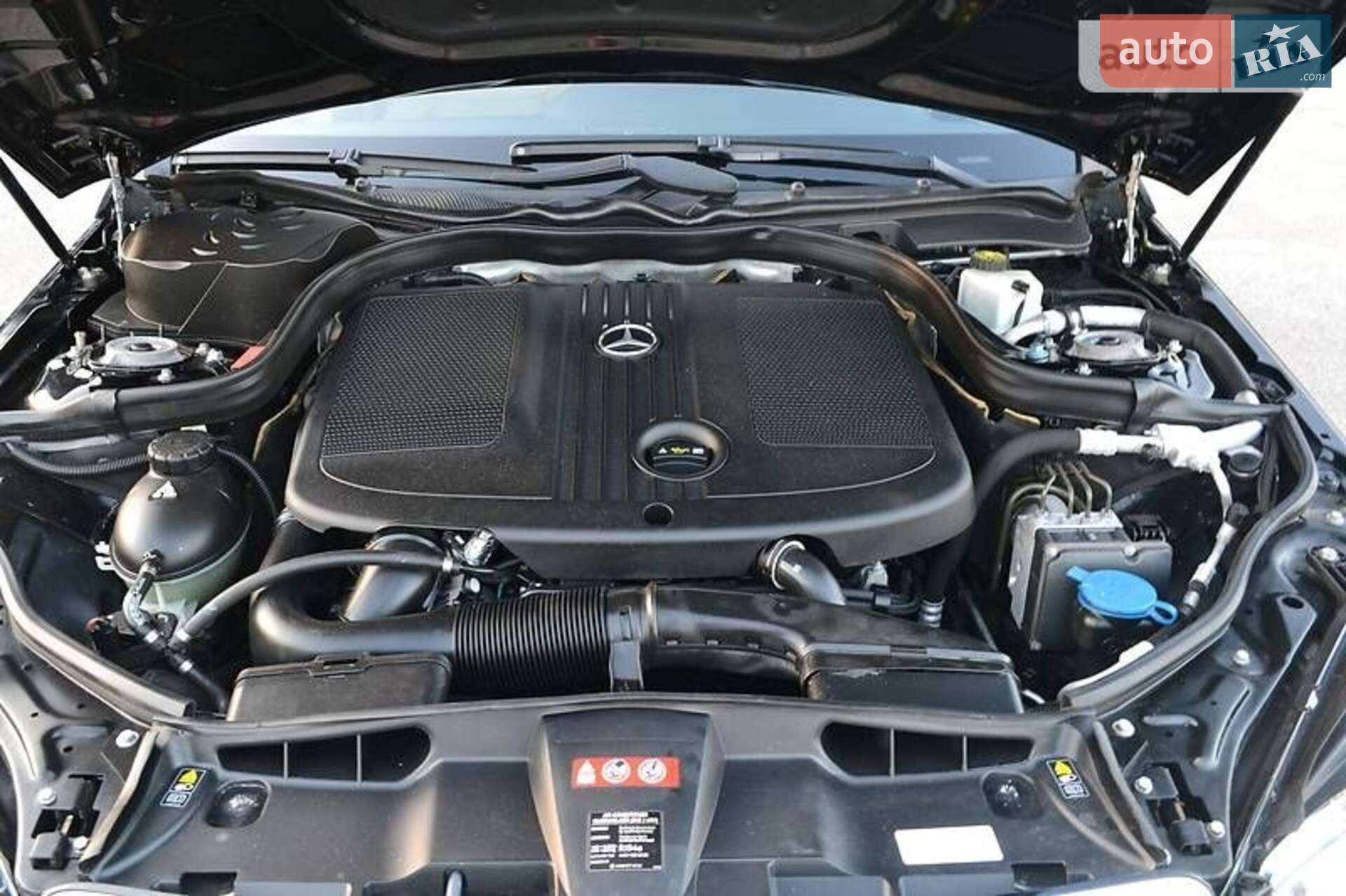 Mercedes-Benz E-Class 2011 VIN WDD2122821A524112 фото оголошення 18 з 31
