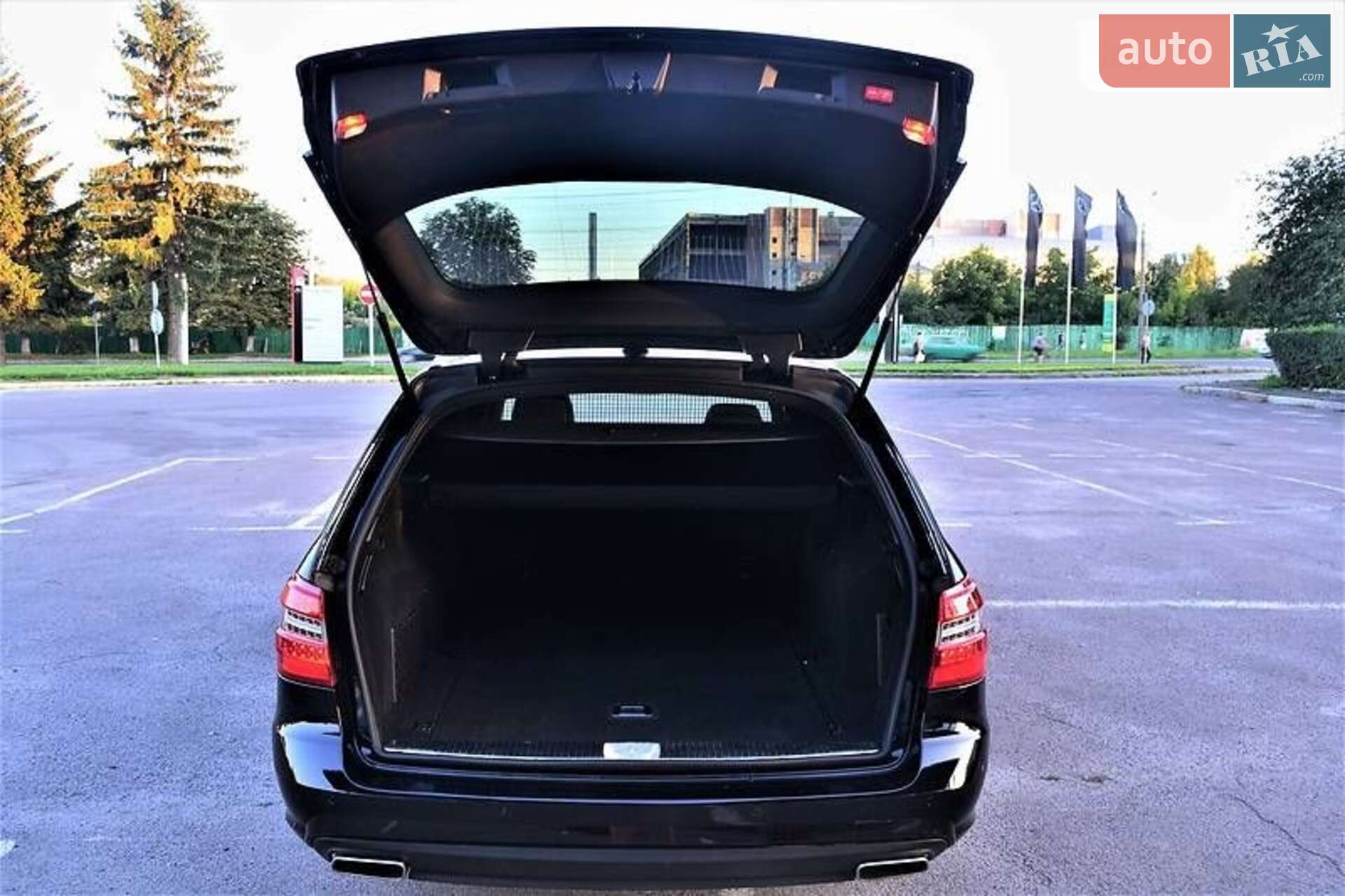 Mercedes-Benz E-Class 2011 VIN WDD2122821A524112 фото оголошення 20 з 31