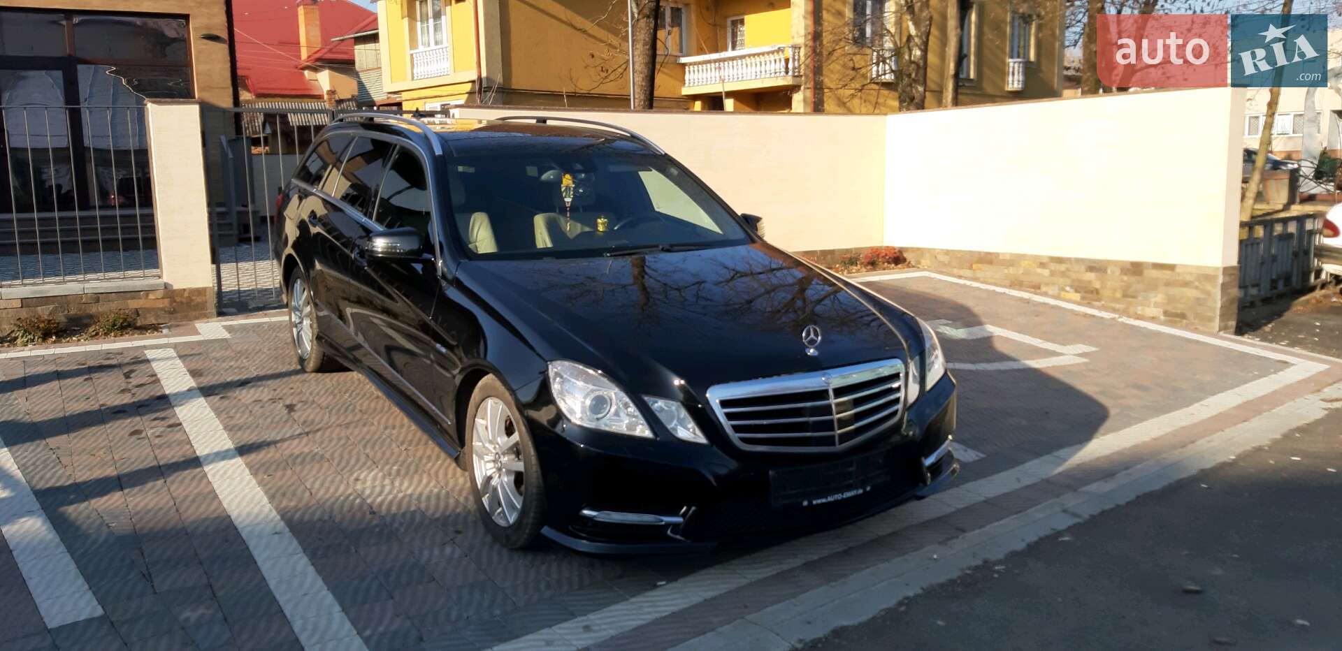 Mercedes-Benz E-Class 2011 VIN WDD2122821A524112 фото оголошення 34 з 47
