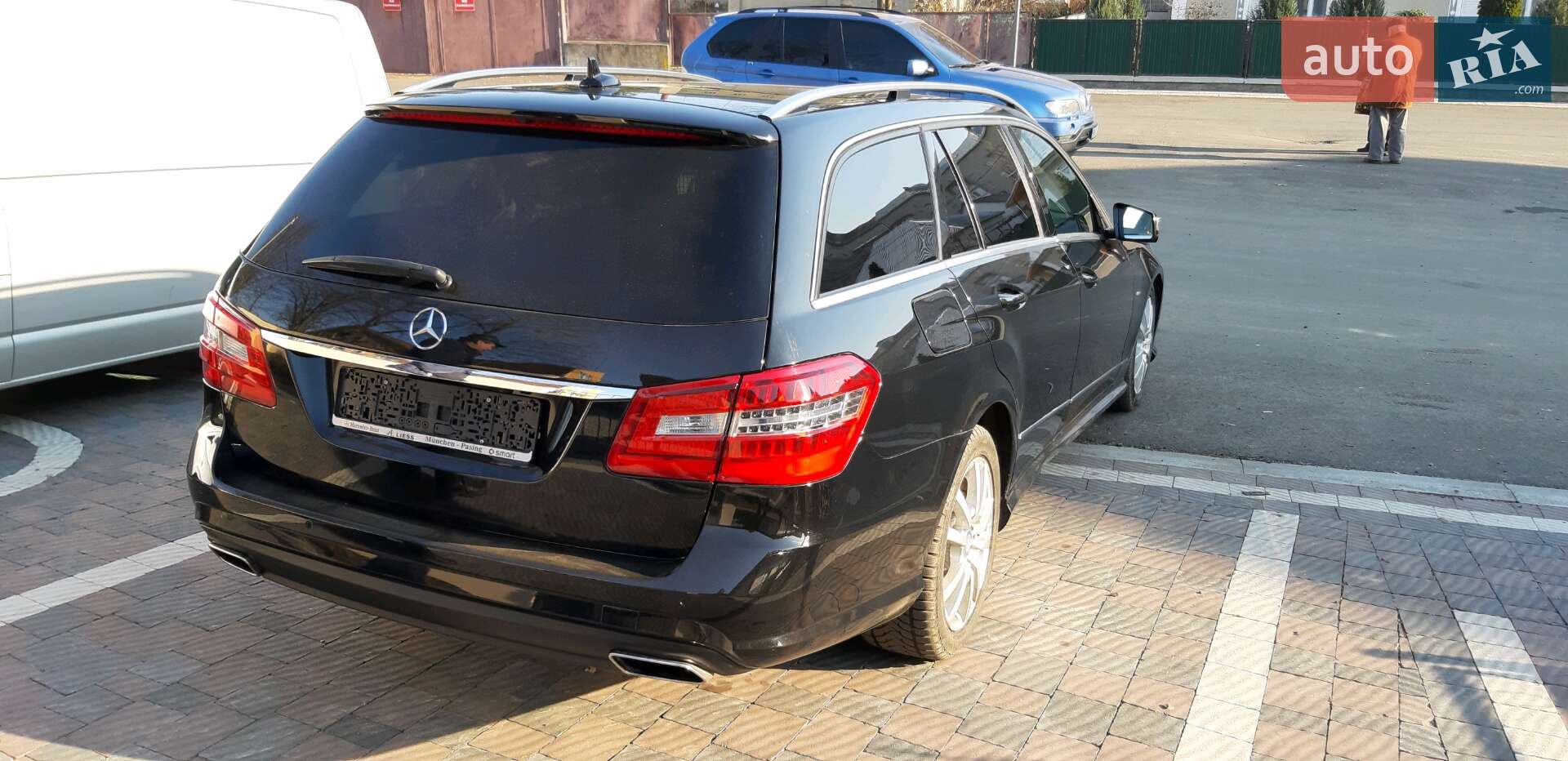 Mercedes-Benz E-Class 2011 VIN WDD2122821A524112 фото оголошення 43 з 47