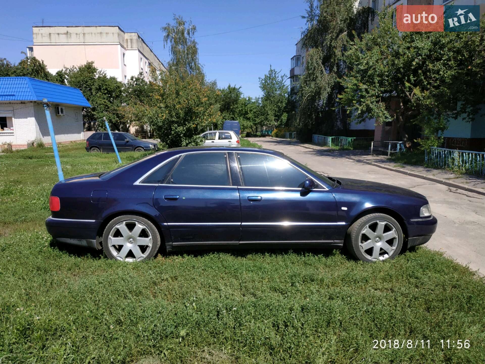 Audi A8 1999 VIN WAUZZZ4DZXN002758 фото оголошення 2 з 12
