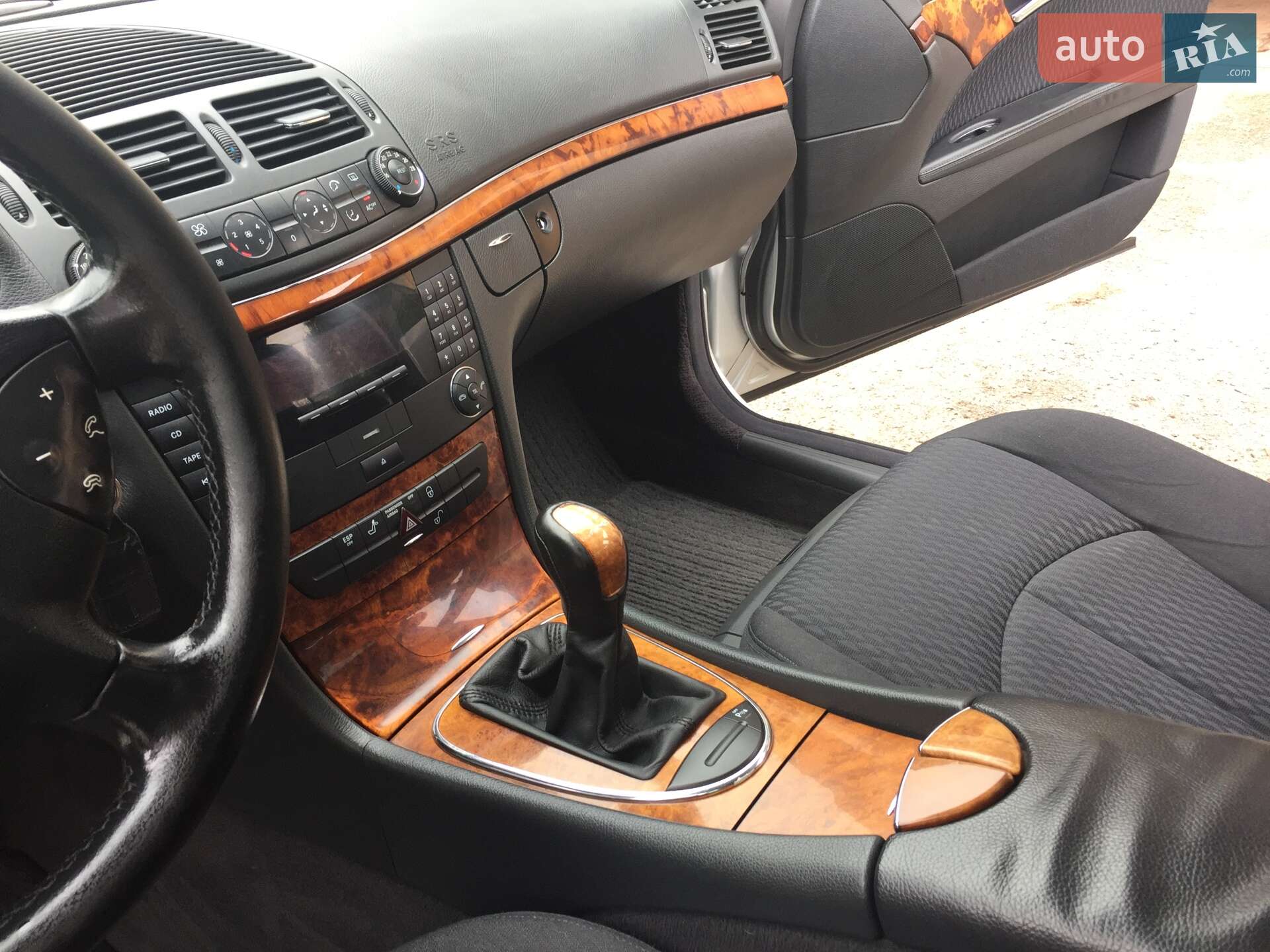 Mercedes-Benz E-Class 2002 VIN WDB2110611A056826 фото оголошення 32 з 37