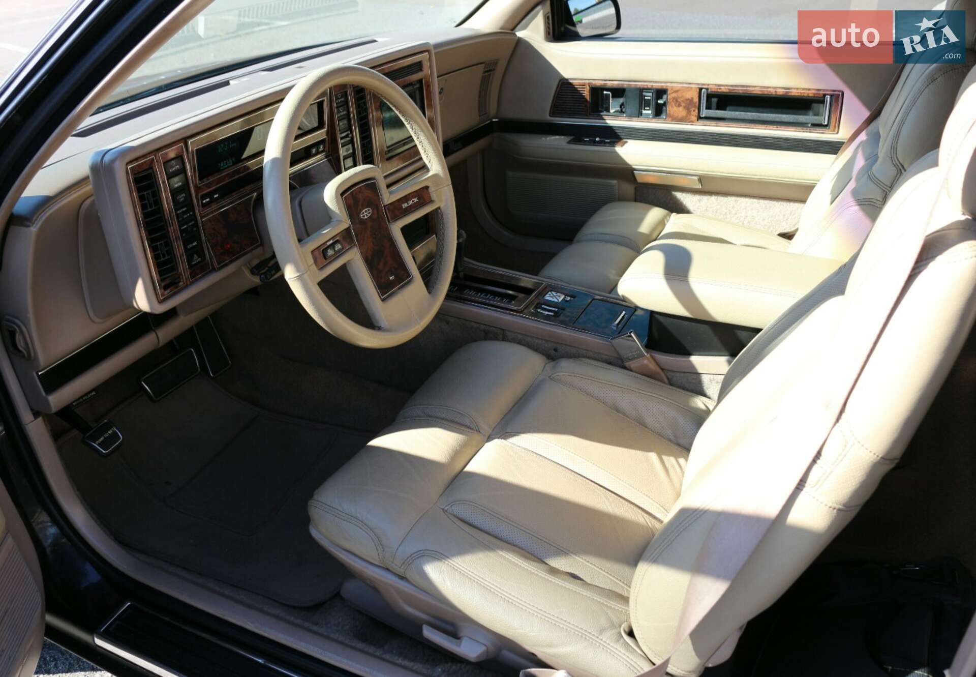 Buick Riviera 1989 VIN 1G4EZ11C4KU409295 фото оголошення 14 з 42