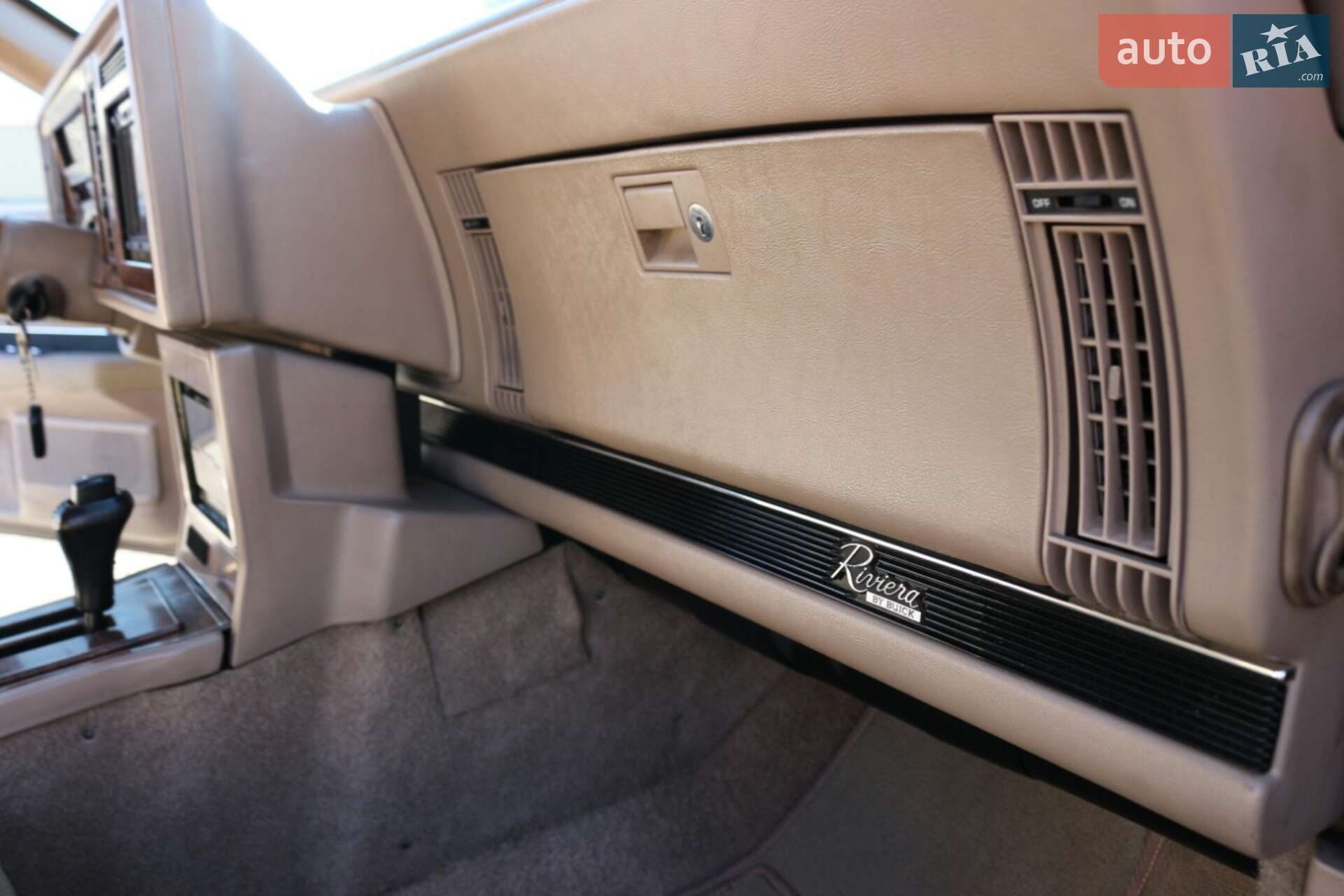 Buick Riviera 1989 VIN 1G4EZ11C4KU409295 фото оголошення 28 з 42