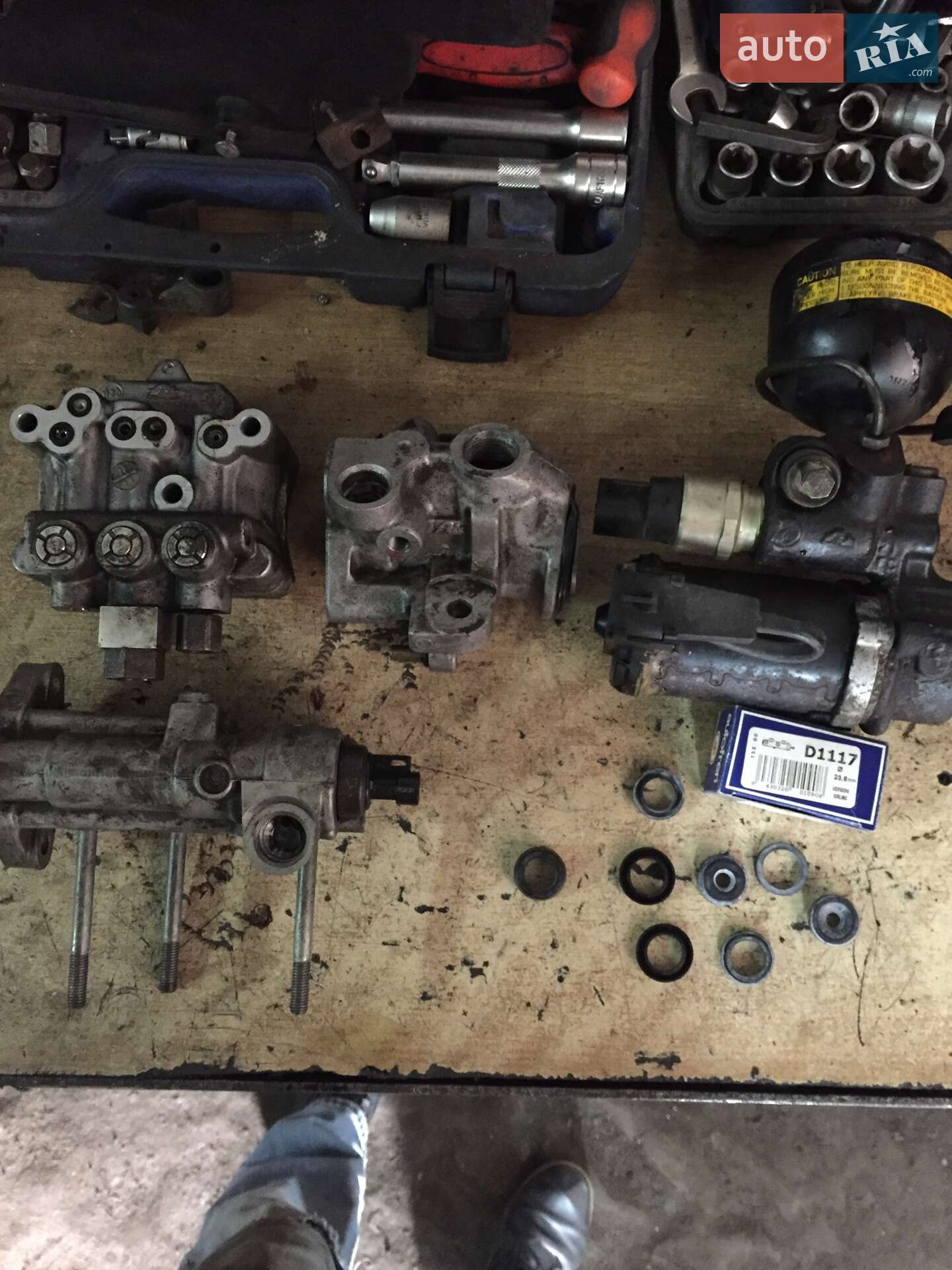 Cadillac Fleetwood 1990 VIN 1G6CB5335L4294893 фото оголошення 18 з 49