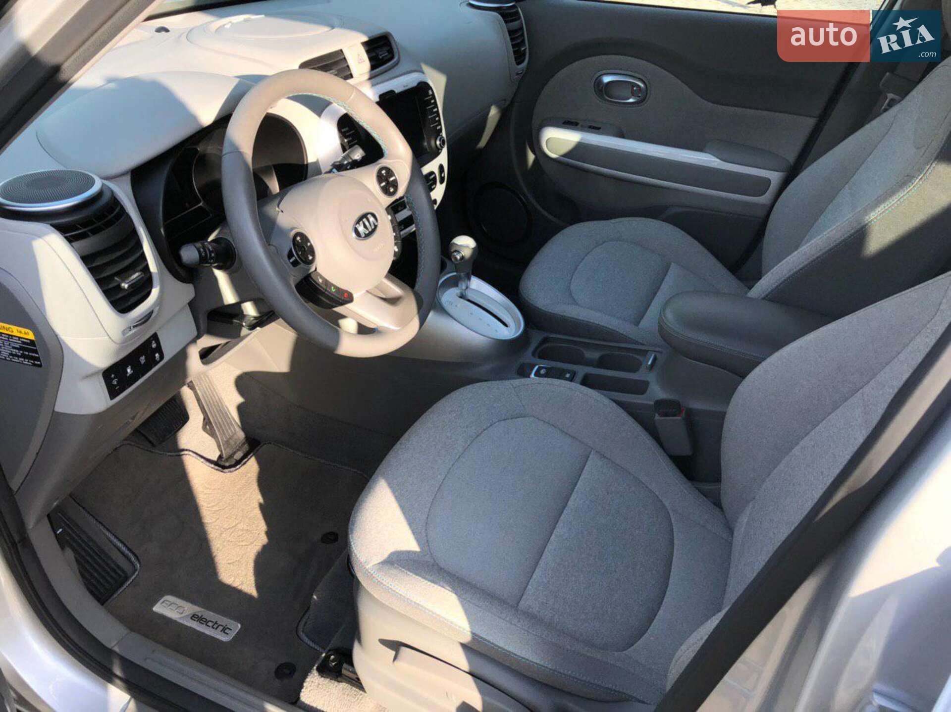 Kia Soul 2016 VIN KNDJP3AE5G7016739 фото оголошення 24 з 33