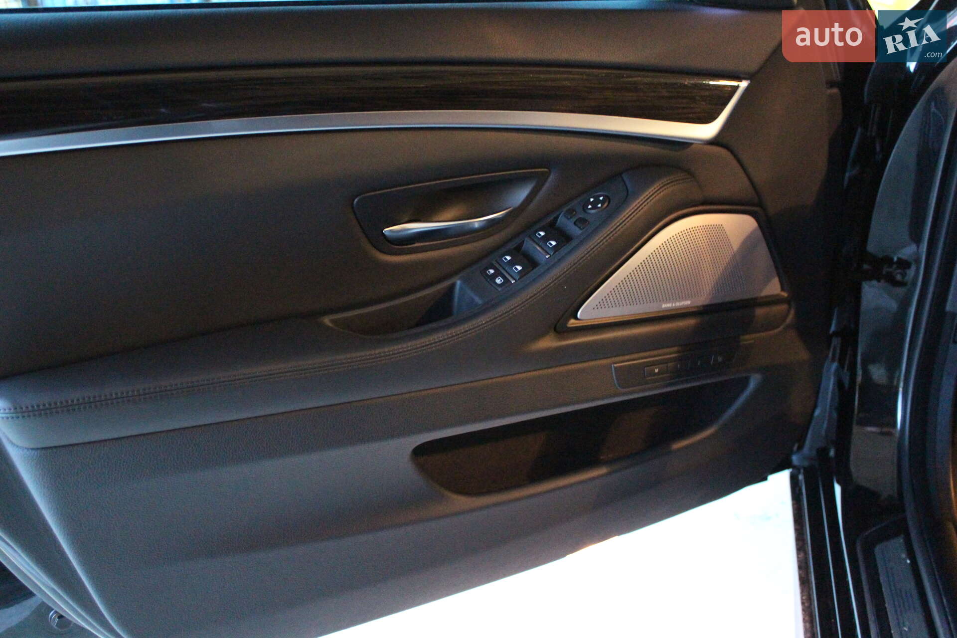 BMW M5 2013 VIN WBSFV9C50DD096596 фото оголошення 11 з 14