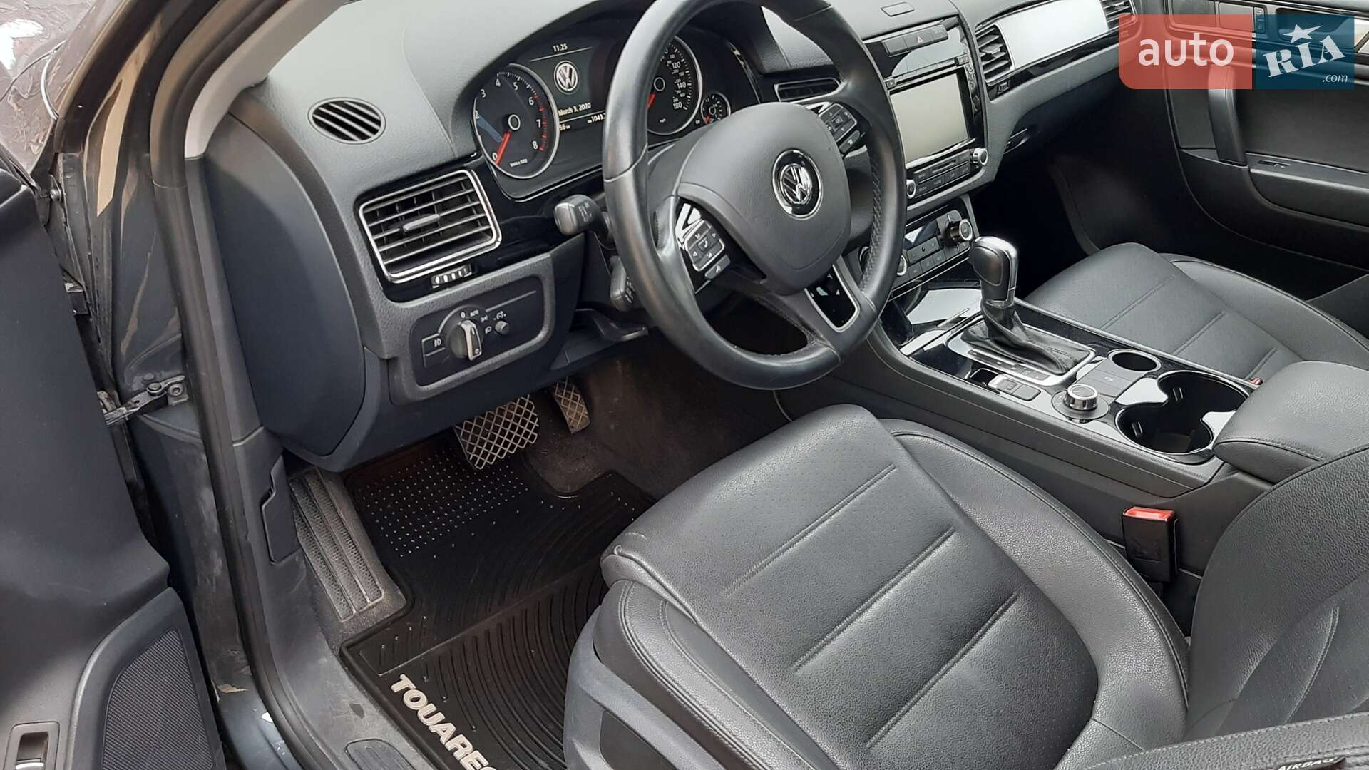 Volkswagen Touareg 2014 VIN WVGEF9BP7ED009101 фото оголошення 25 з 28